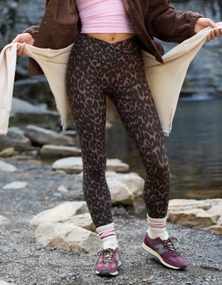 OFFLINE By Aerie Real Me High Waisted Crossover Legging