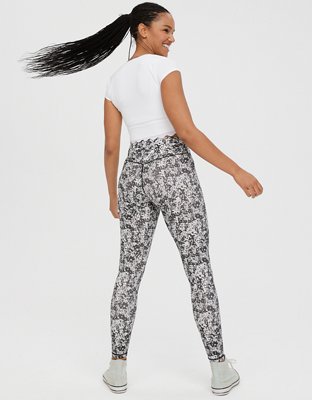 OFFLINE By Aerie Real Me High Waisted Crossover Legging