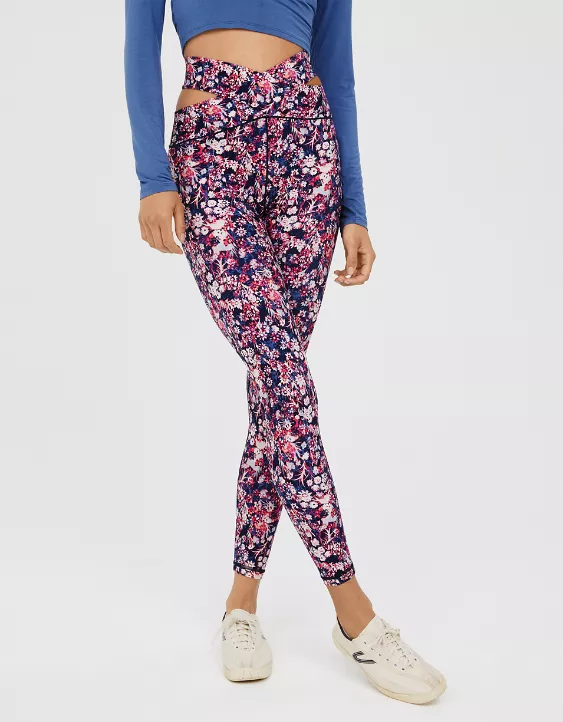 OFFLINE By Aerie Real Me Crossover Cut Out Legging