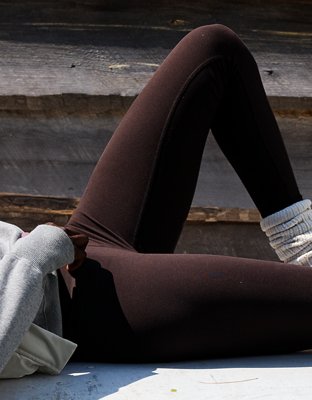 OFFLINE By Aerie The Hugger High Waisted Legging