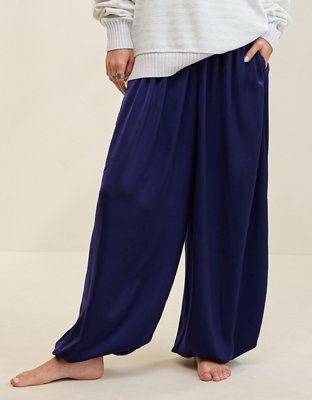 Pantalon bouffant en satin fluide OVERSLEPT d’Aerie