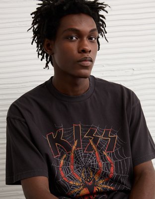 AE Boxy Kiss Halloween Graphic T-Shirt