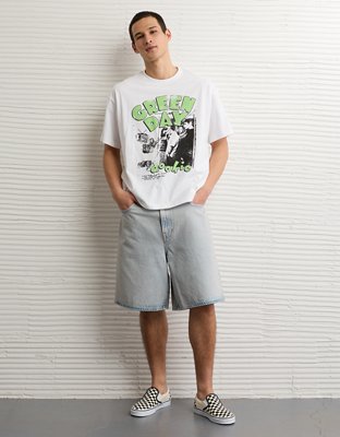 AE Boxy Green Day Graphic T-Shirt | American Eagle