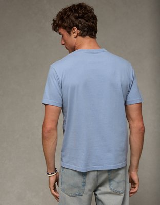 AE Standard Fit Snoopy Graphic T-Shirt