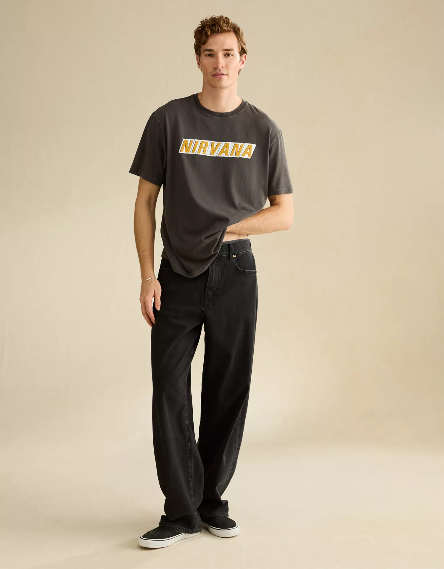 AE Standard Fit Nirvana Graphic T-Shirt - thumbnail 3