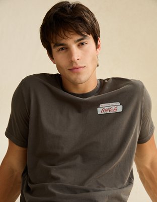 AE Standard Fit Coca-Cola Graphic T-Shirt | American Eagle