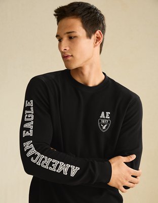 AE Standard Fit Long-Sleeve Graphic Thermal T-Shirt
