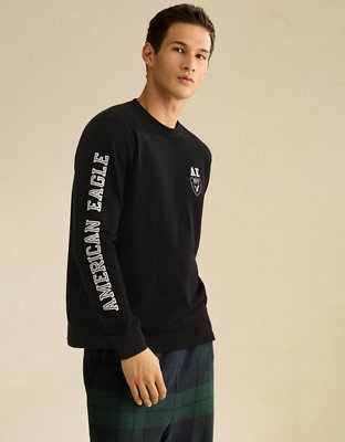 AE Standard Fit Long-Sleeve Graphic Thermal T-Shirt