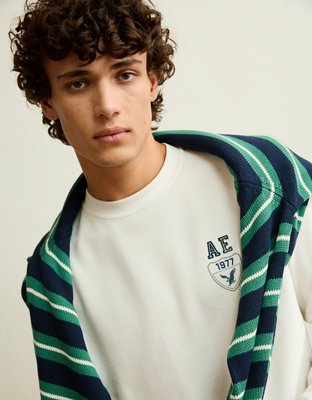 AE Standard Fit Long-Sleeve Graphic Thermal T-Shirt