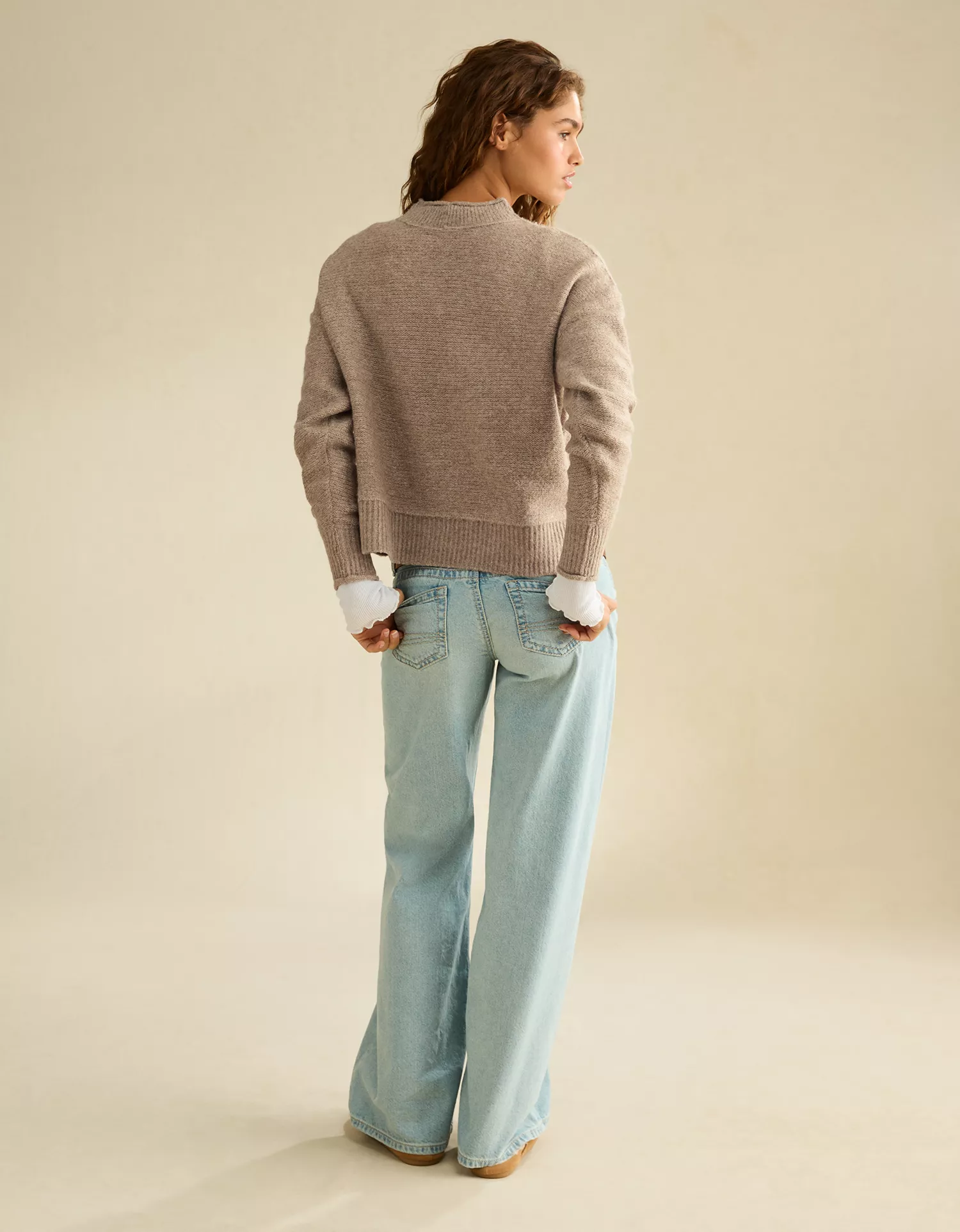 AE Whoa So Soft Cropped Sweater - thumbnail 9