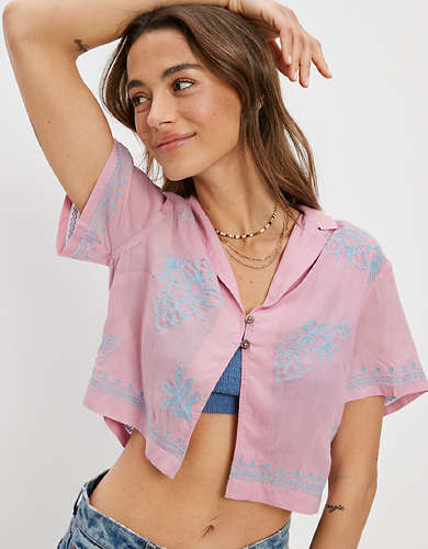 AE Cropped Embroidered Resort Shirt
