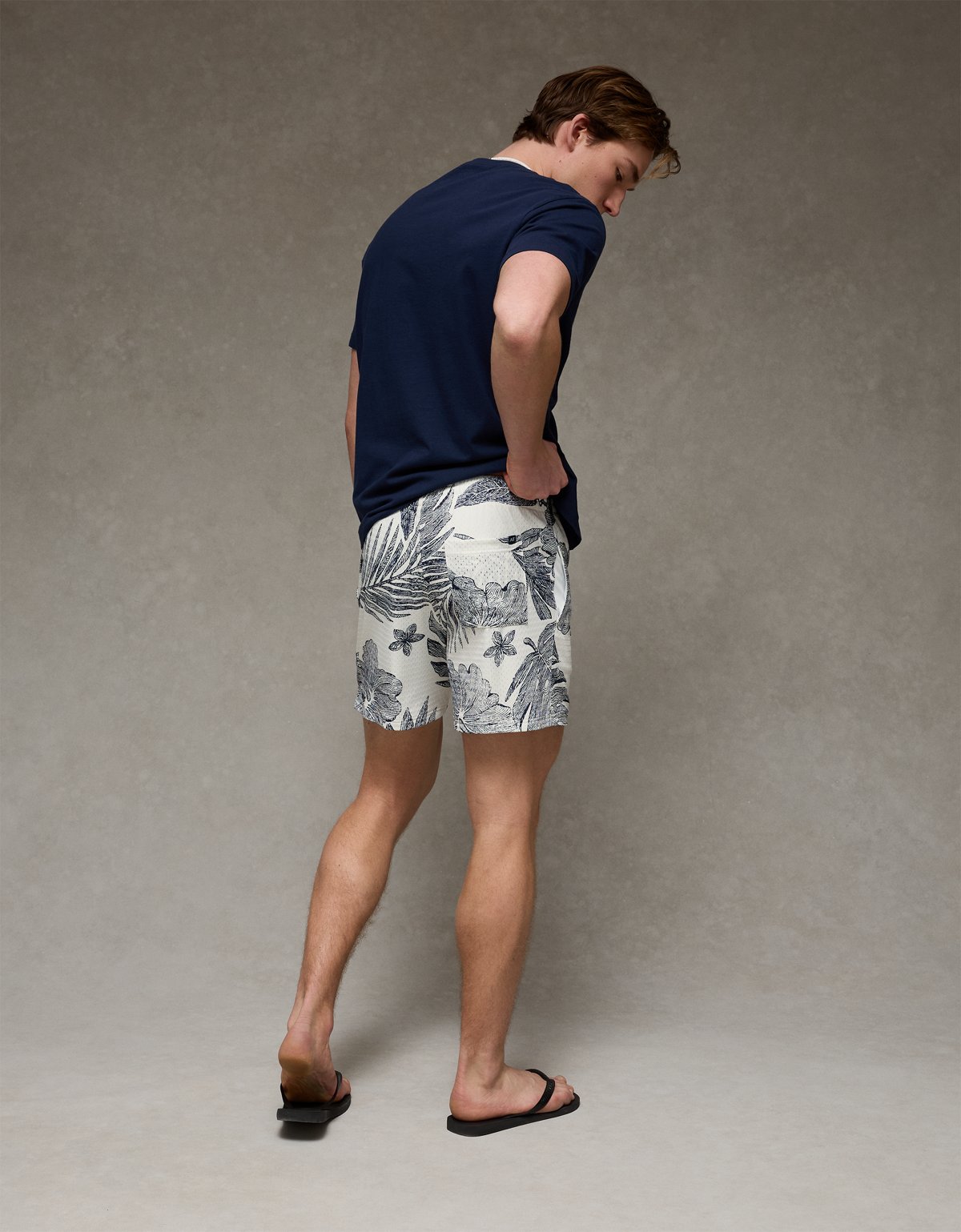 AE 6" Mesh Lounge Short - image 2