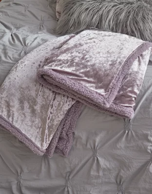 Dormify Crushed Velvet Sherpa Throw Blanket