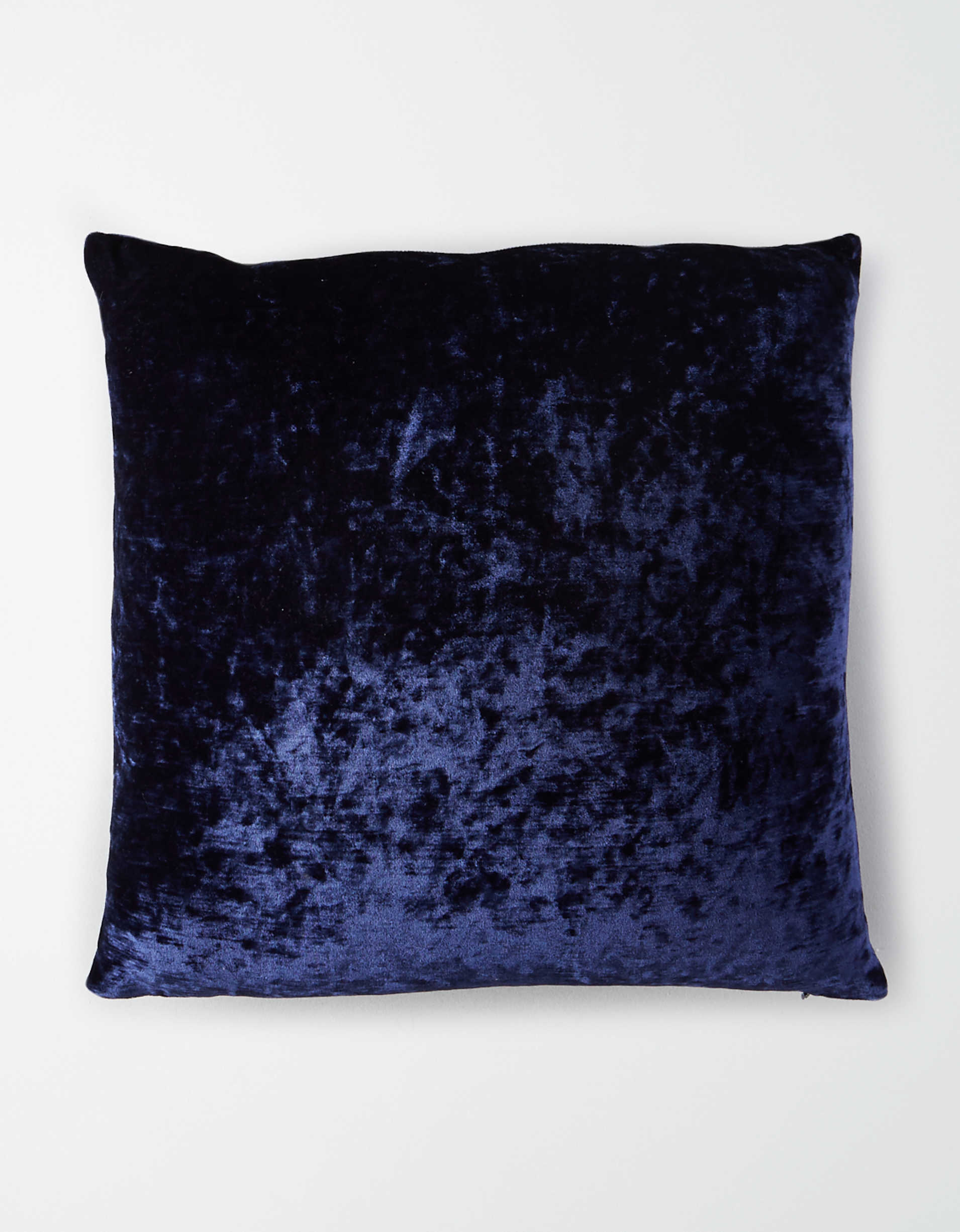 Dormify Crushed Velvet Pillow Dormify Crushed Velvet Pillow