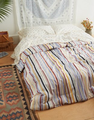 Aeo Apt Maddie Striped Full Queen Comforter Set