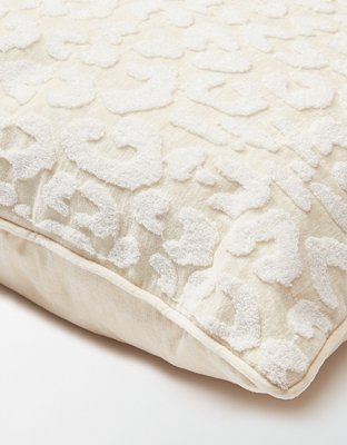 American Eagle Dormify Leopard Terry Pillow — фото 3