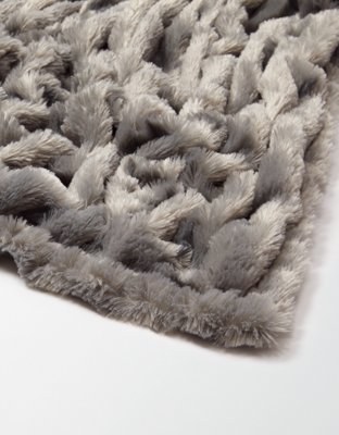 American Eagle Dormify Ajax Throw Blanket — фото 3