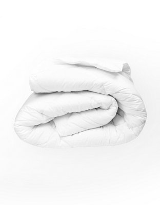 Dormify All Season Full/Queen Hypoallergenic Comforter