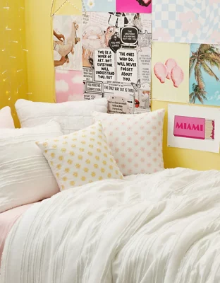 Dormify Embroidered Daisy Pillow