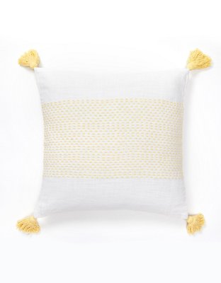 Dormify Woven Tassel Pillow