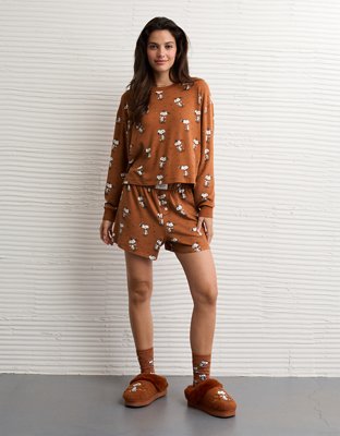 AE Luxe Plush Snoopy Halloween PJ Set AE