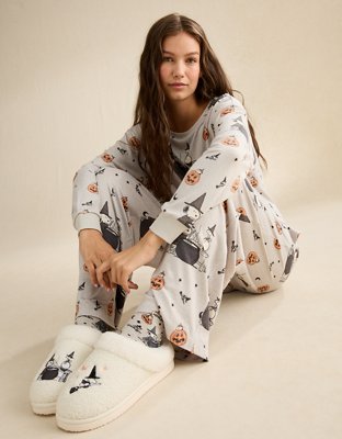 AE Luxe Plush Snoopy Long Sleeve + Pant PJ Set | American Eagle