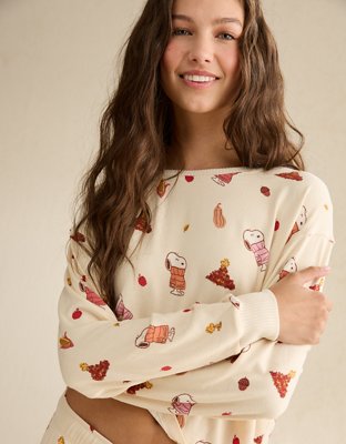 AE Luxe Plush Snoopy PJ Set