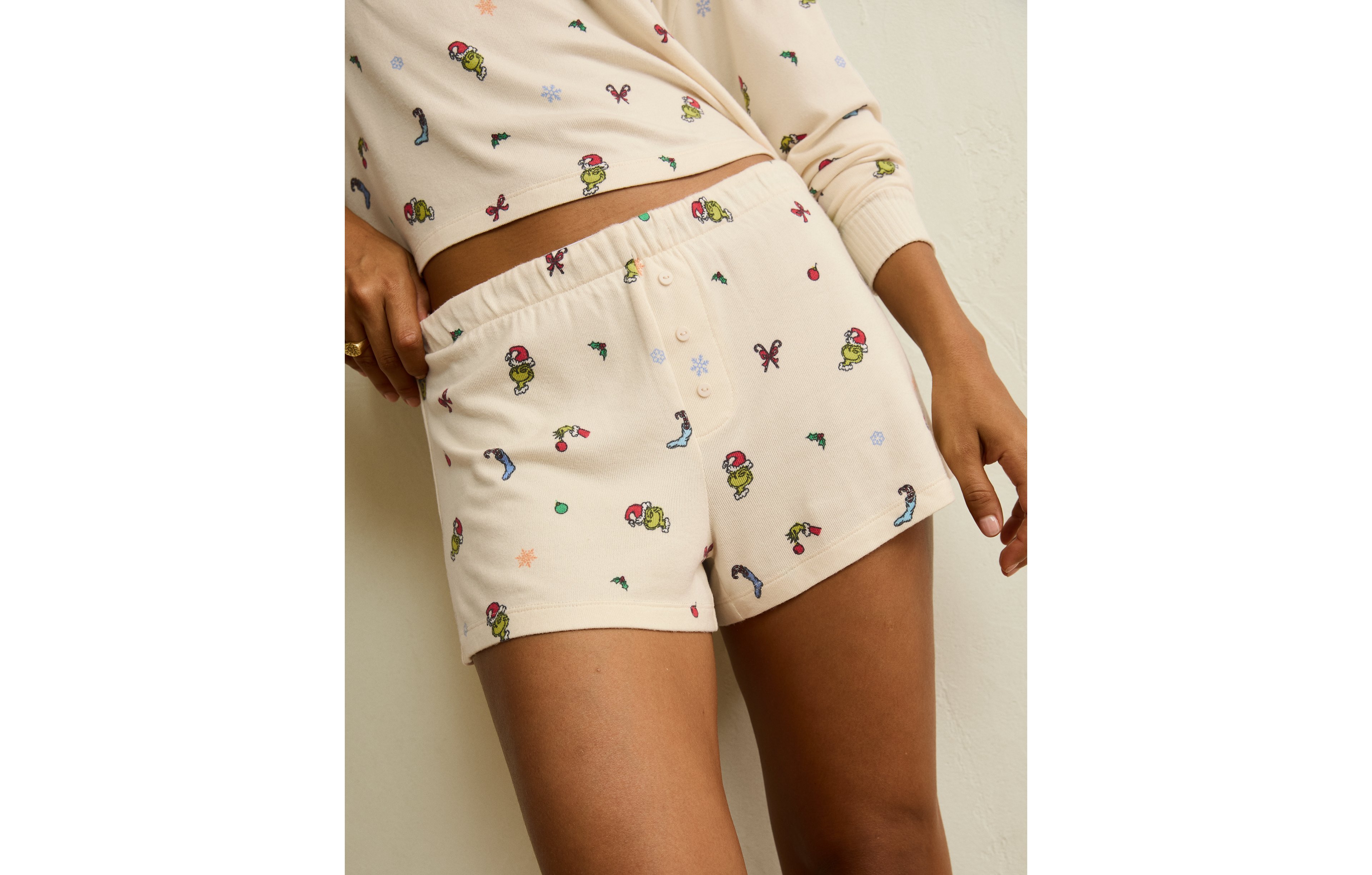 AE Luxe Plush Grinch Long Sleeve + Short PJ Set