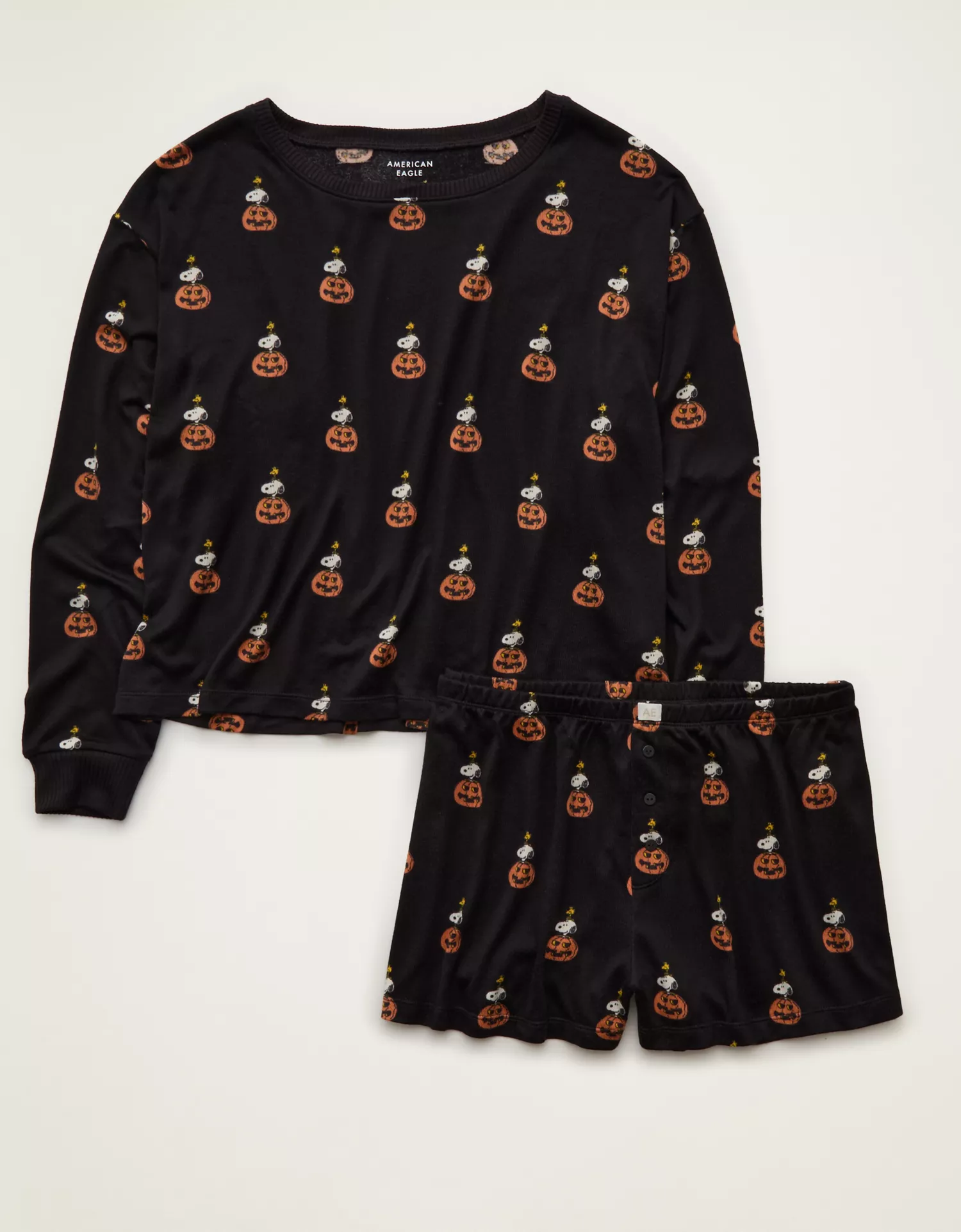 AE Luxe Plush Snoopy Long Sleeve + Short PJ Set - thumbnail 4