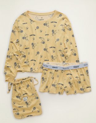 AE Luxe Plush Snoopy Long Sleeve + Short PJ Set