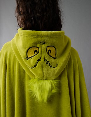 AE Grinch Blanket Poncho