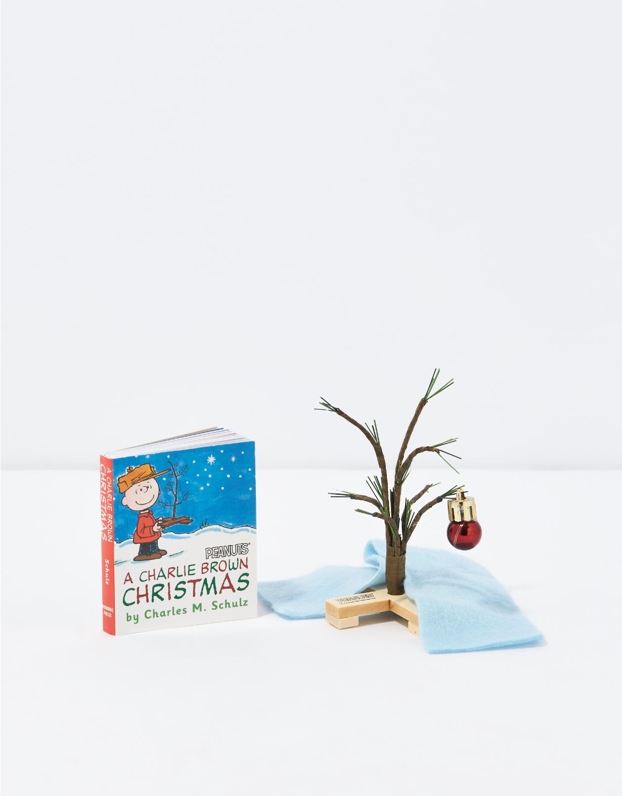 Running Press Charlie Brown Christmas Tree Mini Kit