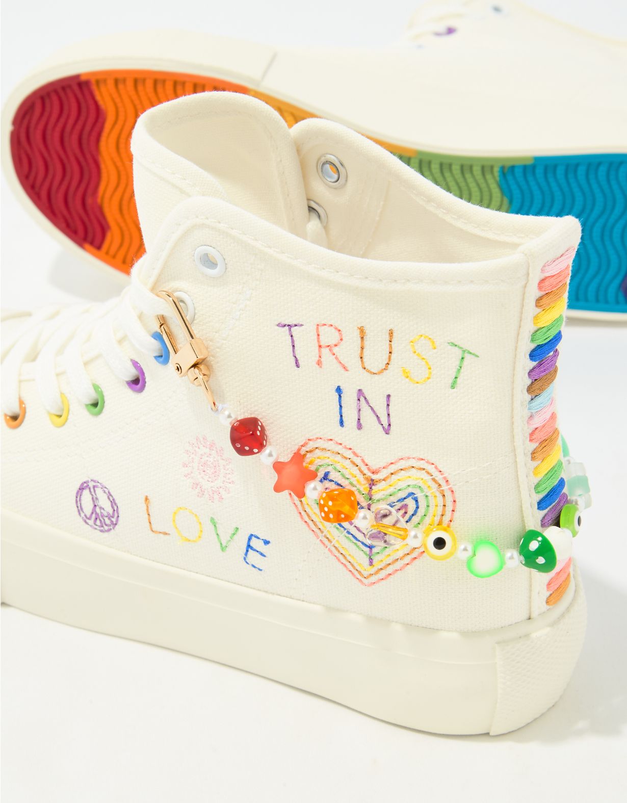 AEO Pride Rainbow Beaded Shoe Clip
