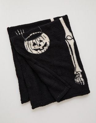 AE Skeleton Blanket
