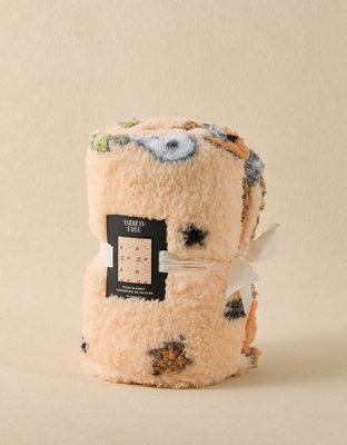 AE Snoopy Halloween Blanket
