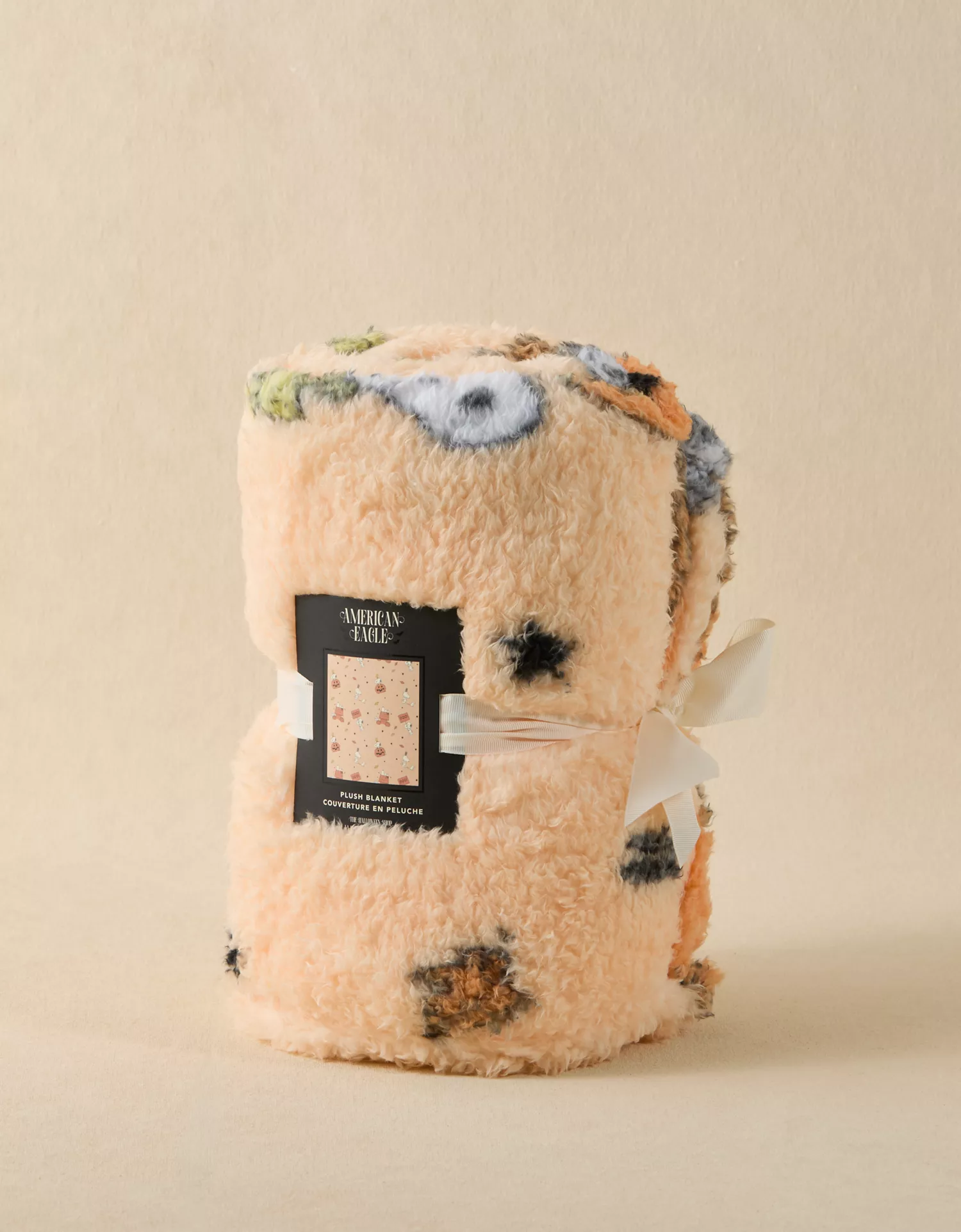 AE Snoopy Halloween Blanket - thumbnail 3