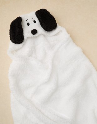 AE Snoopy Sherpa Blanket