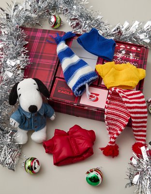 AE Snoopy Bag Charm 6-Day Advent Calendar