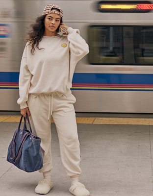 Everyday Fleece High-Waist Flare Sweatpants