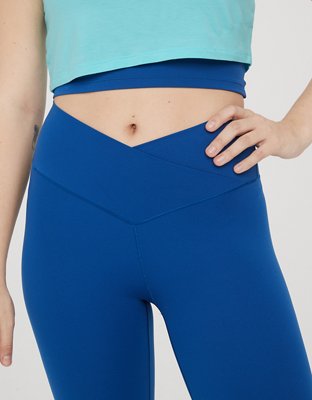 Женские брюки Aerie OFFLINE By Aerie Real Me High Waisted Crossover Flare Legging — фото 7