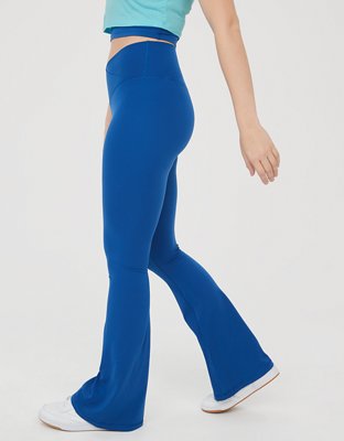 Женские брюки Aerie OFFLINE By Aerie Real Me High Waisted Crossover Flare Legging — фото 6