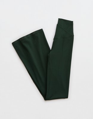 Legging à jambe évasée et à taille haute croisée Real Me OFFLINE d’Aerie