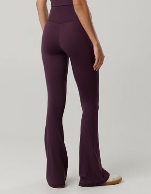 Legging à jambe évasée et à taille haute croisée Real Me OFFLINE d’Aerie