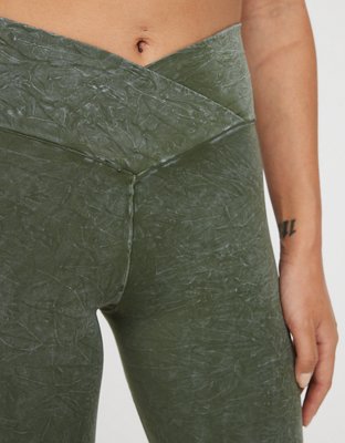 Crossover Flare Yoga Pants