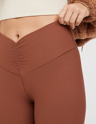 Женские брюки Aerie OFFLINE By Aerie Real Me Waffle High Waisted Ruched Flare Legging — фото 2