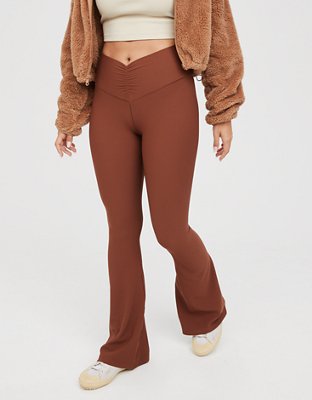 Женские брюки Aerie OFFLINE By Aerie Real Me Waffle High Waisted Ruched Flare Legging — фото 3