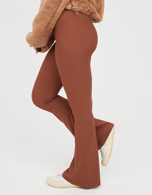 Женские брюки Aerie OFFLINE By Aerie Real Me Waffle High Waisted Ruched Flare Legging — фото 5