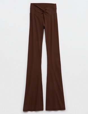 Женские брюки Aerie OFFLINE By Aerie Real Me Xtra Twist Flare Legging — фото 4