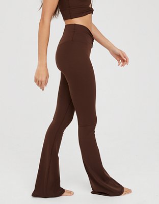Женские брюки Aerie OFFLINE By Aerie Real Me Xtra Twist Flare Legging — фото 3