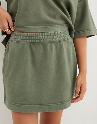 Sweatshirt store fleece skirt